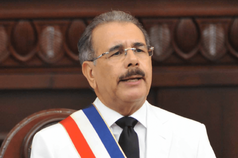 Danilo saca «0» en encuesta de Aprobación Presidencial, donde gano el presidente Santos de Colombia