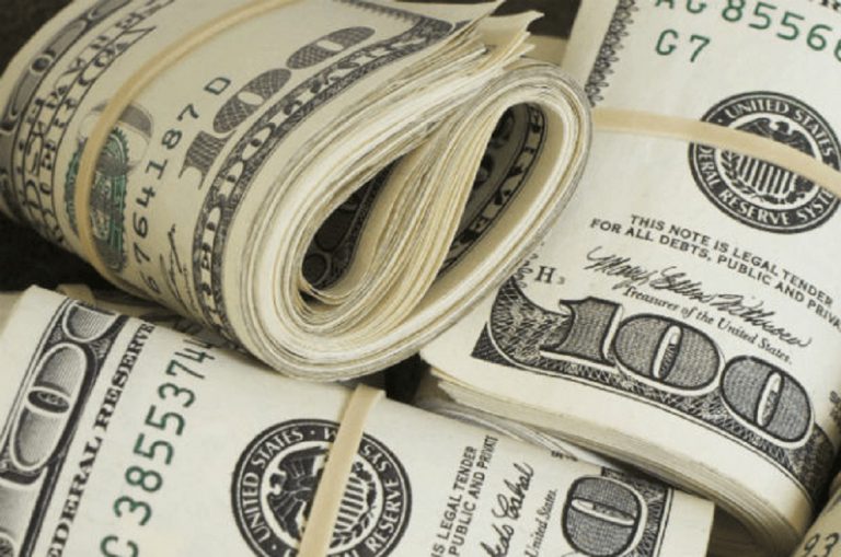 E Dólar se dispara, hoy supera los 47 pesos por uno