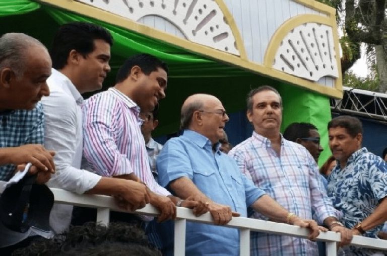 “Sí, yo estoy en eso… tras la ñoña en el 2020” Hipólito Mejía en el carnaval vegano