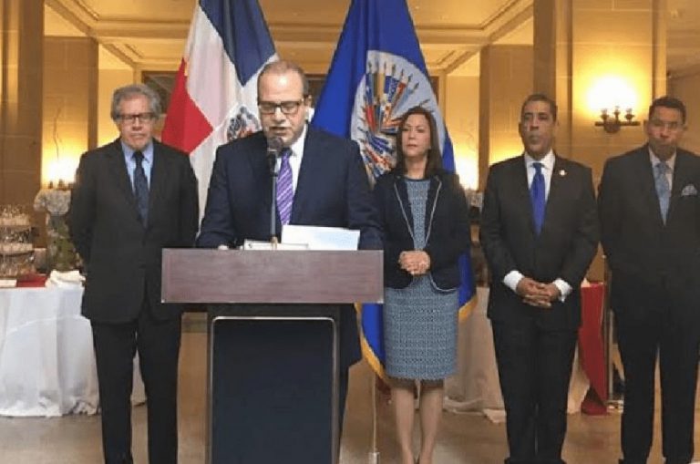 Las remesas de los dominicanos en EE.UU. ascendieron a más de 4,000 millones de dólares en el 2016