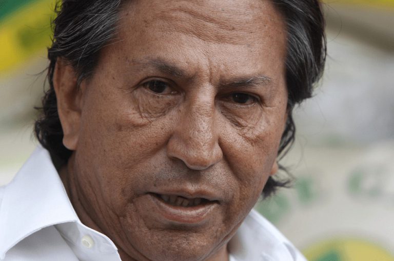Perú ofrece recompensa de US$30,000 y aguarda los próximos pasos del expresidente Toledo