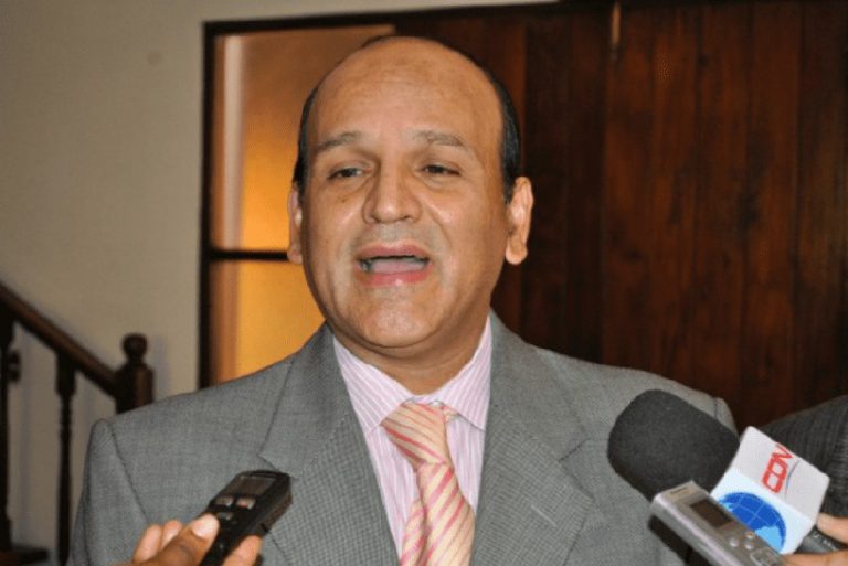 Presidente FDC Ve crítica situación mercado cambiario en Republica Dominicana