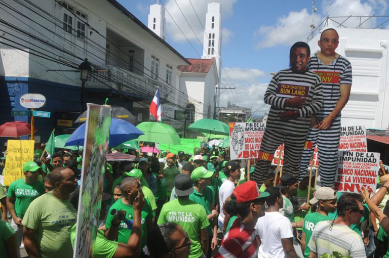 Marcha Verde contra la corrupción termina con un manifiesto 