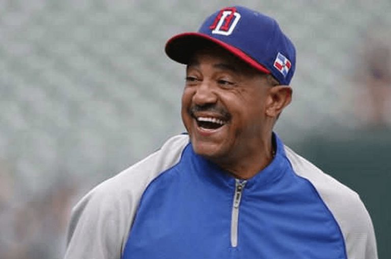 Tony Peña «se las luce» al haber formado el mejor equipo para el Clásico Mundial de Béisbol