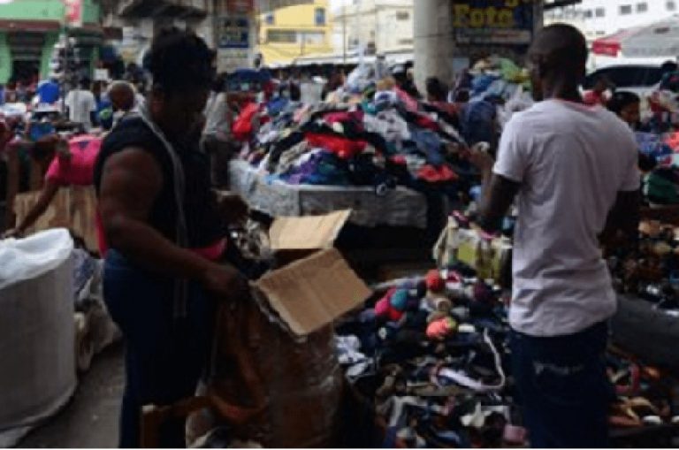 Dominicanos desaparecen de la Duarte con París, ya es negocio solo de haitianos