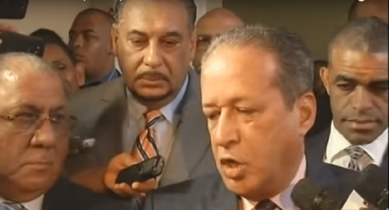 (VIDEO) Presidente del Senado, Pared Pérez: “Crucé por el lodazal y no me enlodé”