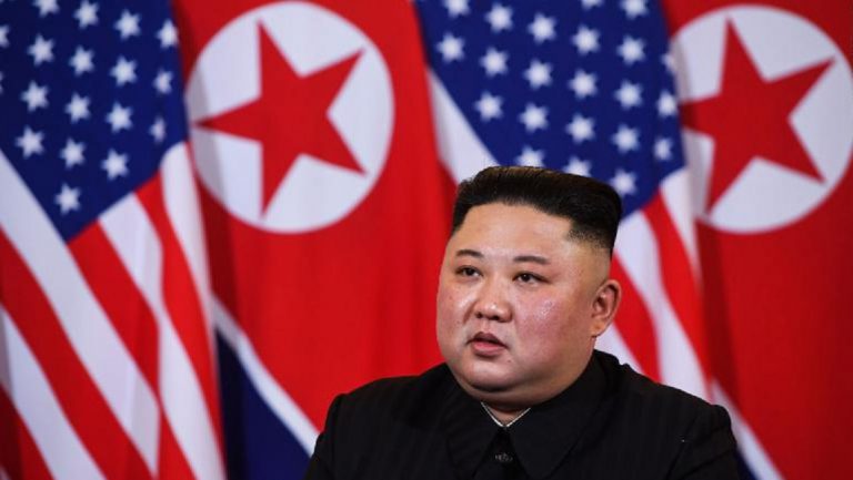 Dicen está grave el líder norcoreano Kim Jong-un tras, supuestamente practicarse le una delicada cirugía