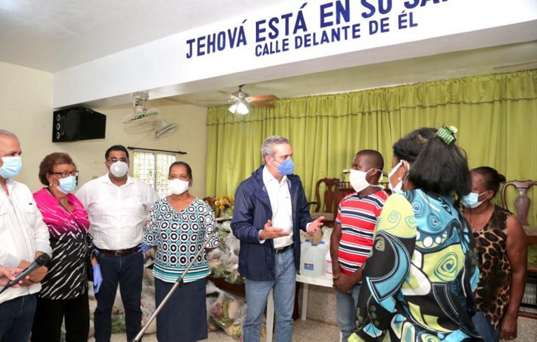 El candidato Luis Abinader lleva Ruta Solidaria este viernes y el sábado a Santiago