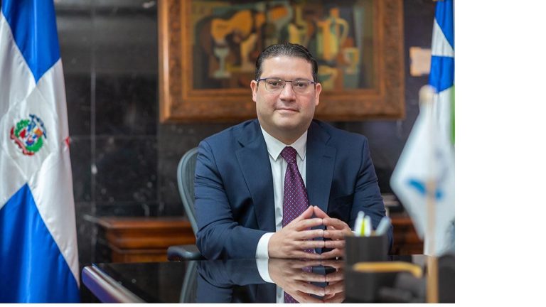 Sanz Lovatón: ¨Recaudaciones de Aduanas aumentan por clima de confianza en Gobierno¨