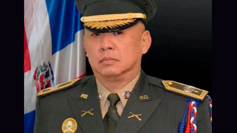 Fue retirado hoy el coronel Maruyama, a quien un tecnico acuso de querer manipular equipos en las elecciones
