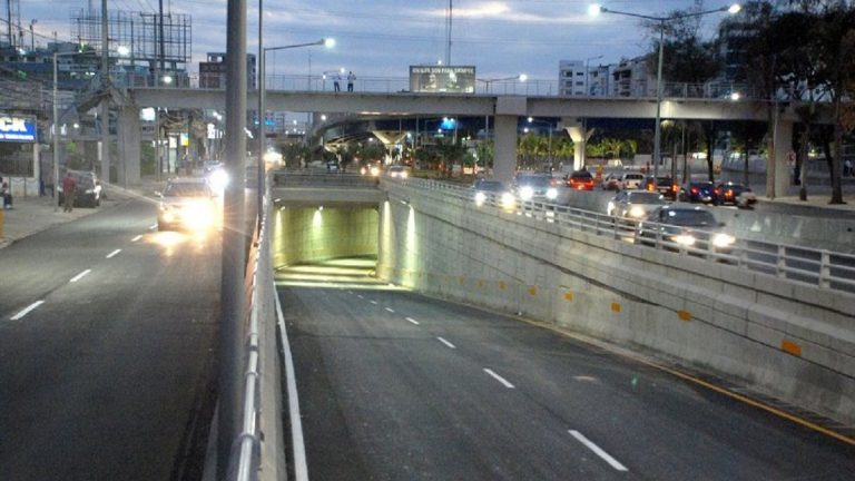 Obras Públicas cerrará puentes, elevados y túneles del Gran Santo Domingo por mantenimiento