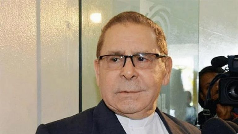 Presidente Abinader declara lunes 24 de enero día de duelo oficial por fallecimiento Monseñor Agripino Núñez Collado