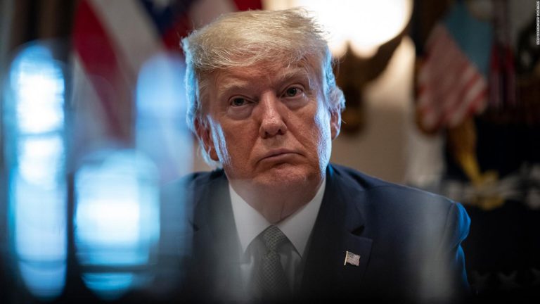 A Trump le pidieron inicialmente que se entregara este viernes en Nueva York, dice su abogado
