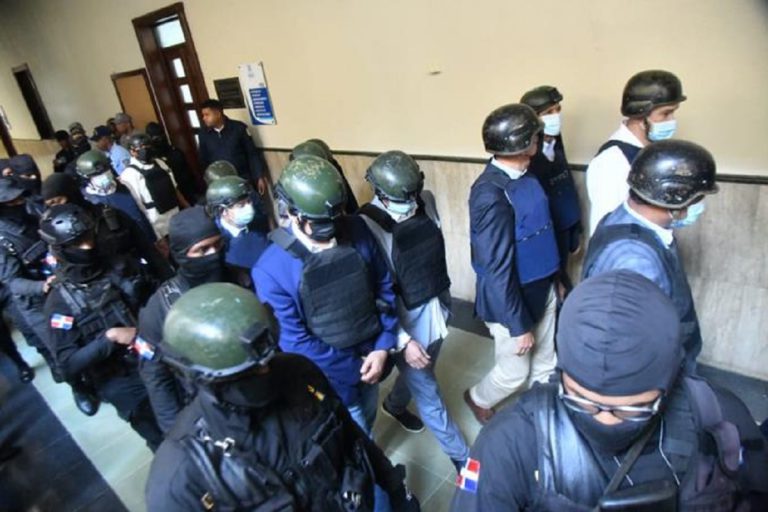 Inician conocimiento medida de coerción a imputados en caso «Operación Calamar»