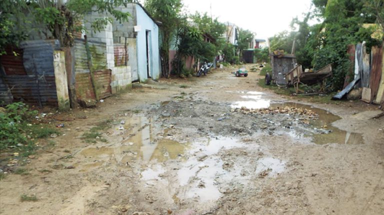 Real, u otro caso «mantequilla»? moradores de Villa Verde SDO, acuden en masa para «regularizar títulos» ante oferta en las redes