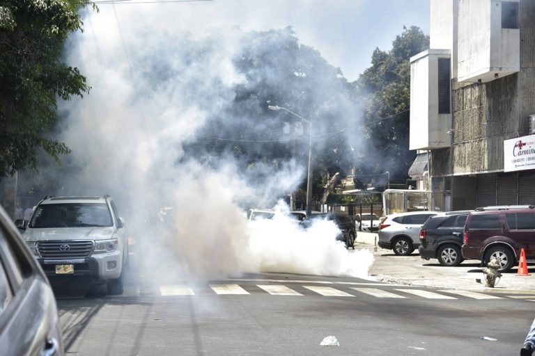 Dispersan a bombazos a grupo que apoya a los detenidos en la operación Calamar