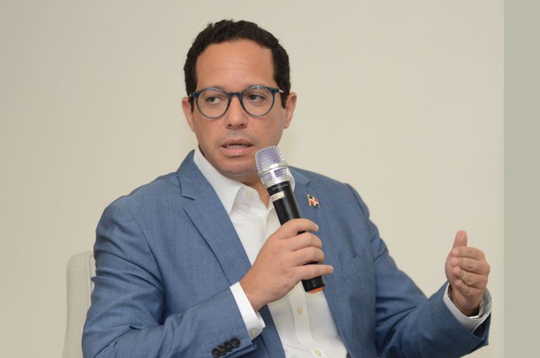 Sigmund Freund: propuesta de JCE sobre reservas de candidaturas garantiza democracia interna en partidos