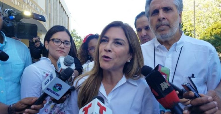 Ayuntamiento del Distrito Nacional realiza labores preventivas ante posible paso de la tormenta tropical Brett