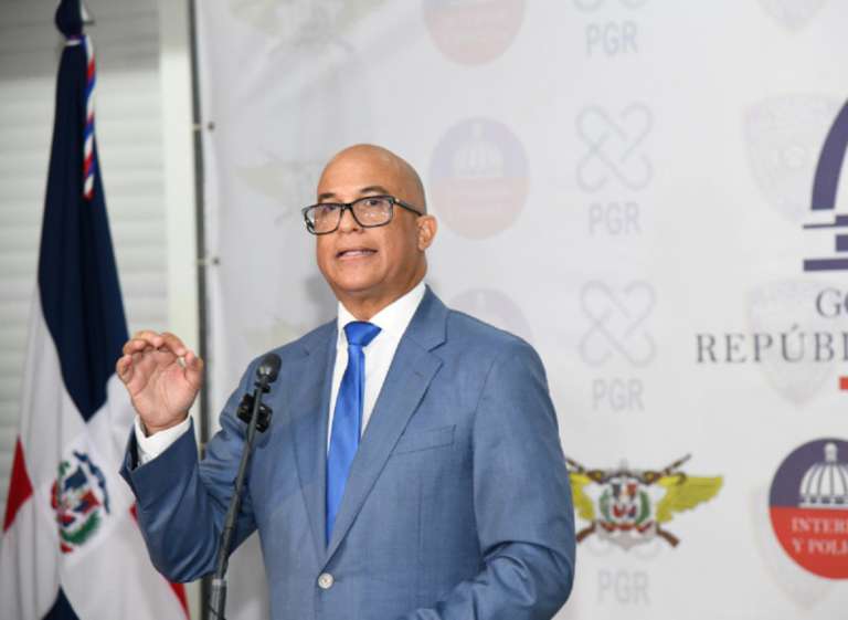 Gobierno Dominicano Cierra Frontera con Haití y Suspende Visados