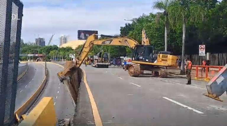 Deligne Ascencion ordena vallar para proteger de la caída de fragmentos de hormigón en el túnel 27 de Febrero