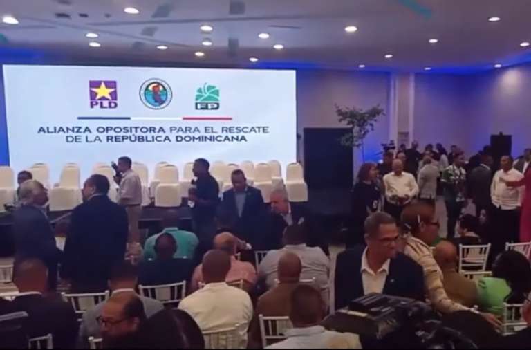 «Reunión de Alianza Rescate RD: ¿Un merengue sin letra, sin esperanza para los seguidores?»