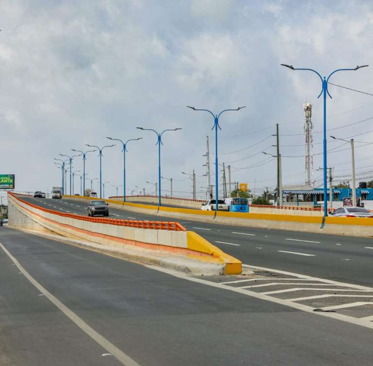 MOPC cerrará al tránsito vehicular pasos a desnivel y puentes por mantenimiento