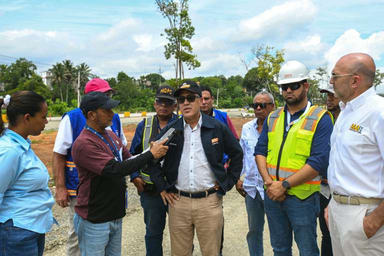 Obras Públicas destaca avance en los trabajos de remodelación de la autopista Duarte