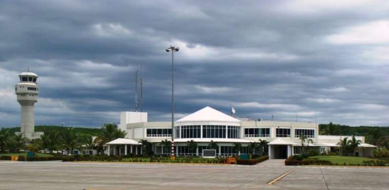 «Misterioso avión venezolano retenido en el aeropuerto del Higuero; Prohiben vuelos desde Venezuela: ¿Qué está sucediendo?»