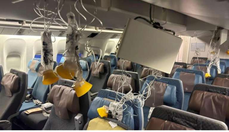 «Tragedia en los cielos: un muerto y 30 heridos en turbulencias extremas en un vuelo de Singapore Airlines»