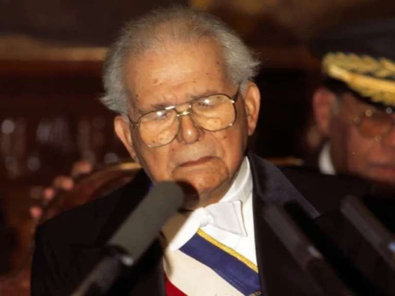 «En 1990, Balaguer celebró la ceremonia de juramentación de su 6to. mandato, en el Despacho del Juez Presidente de la SCJ.»