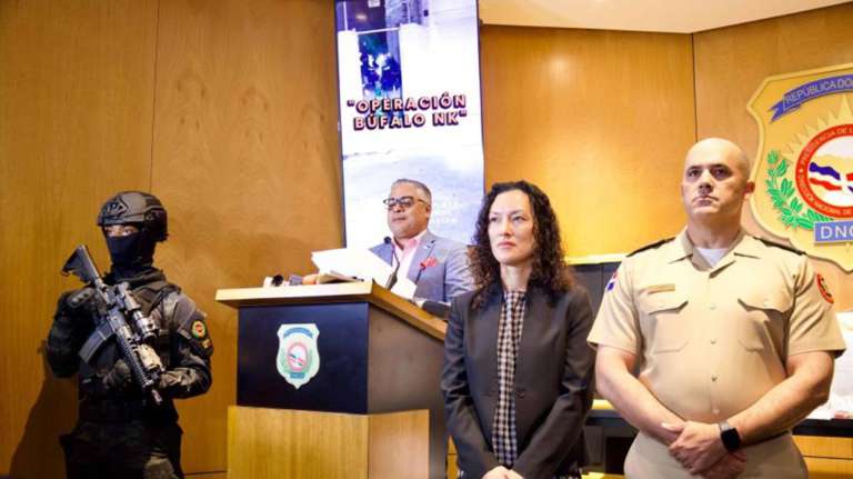 «Operación Búfalo NK» 33 allanamientos simultáneos a lo largo del pais, contra red de narcotráfico por DNCD, la DEA y el Comando Sur de EE.UU