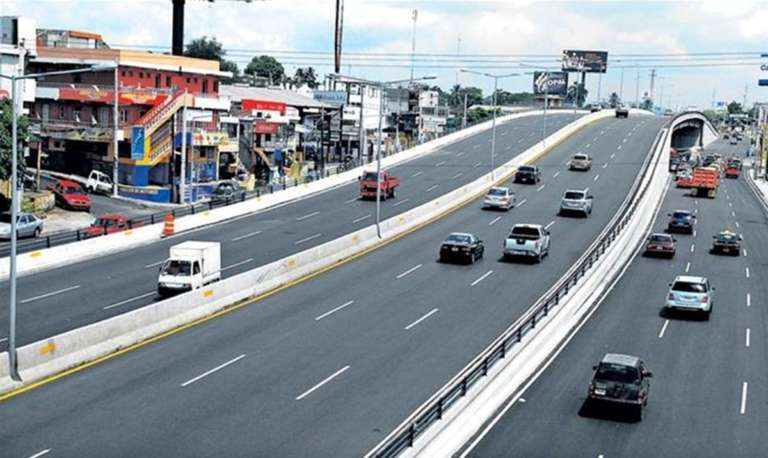 MOPC 44 estructuras de puentes y taludes para mantenimiento