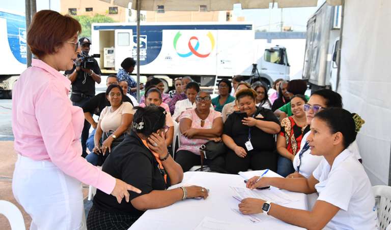 Programa «Obras Públicas en mi Comunidad» llega al sector Los Tanquecitos del municipio de Boca Chica