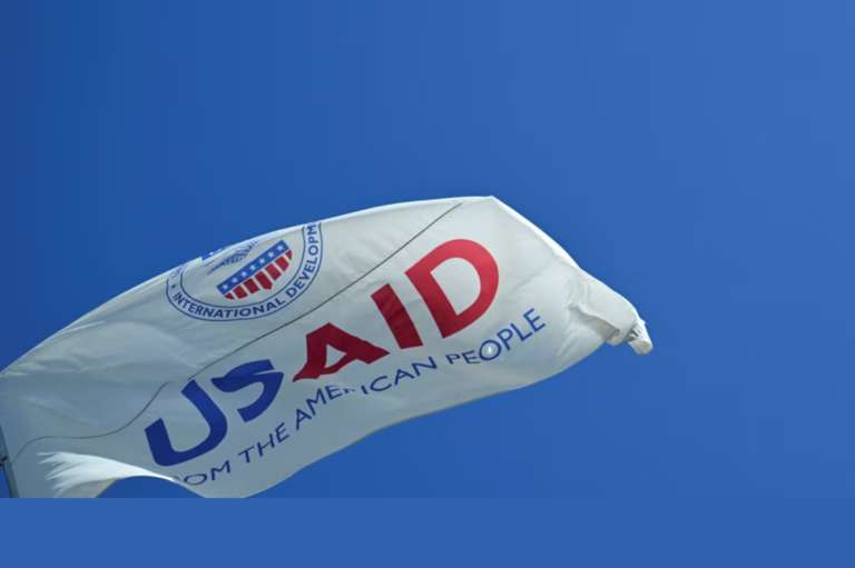 USAID Congela Contrataciones y Anuncia Licencias: ¿Se Acerca el Fin de la Agencia?