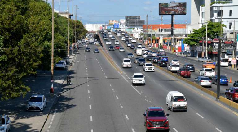 MOPC cerrará a partir de este lunes 45 pasos a desnivel y puentes en el Gran Santo Domingo por mantenimiento
