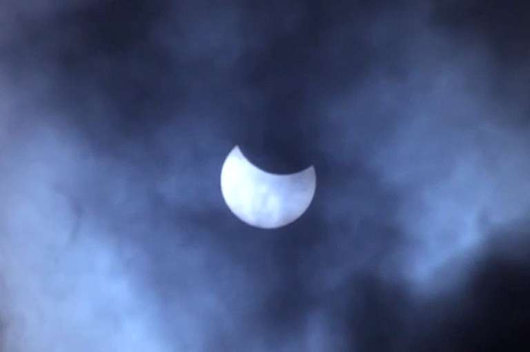Eclipse Parcial de Sol: Un Espectacular Encuentro Celestial que Ocurrirá Hoy