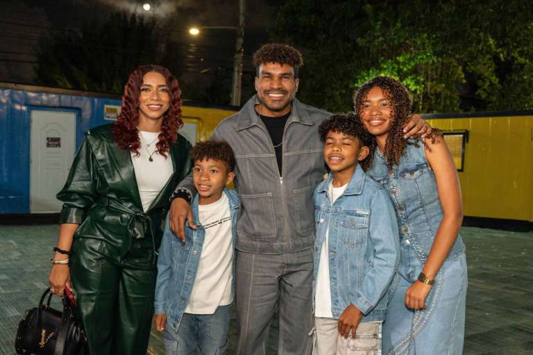 Barak llena el Estadio Quisqueya de alavanzas y adoración al Señor  en medio de