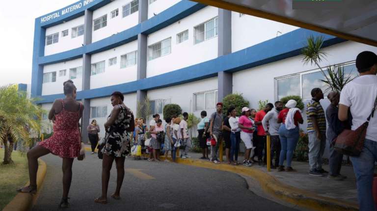 A partir del lunes los Hospitalario Exigirán Documentación a Pacientes Extranjeros