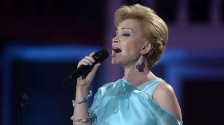 Paloma San Basilio se despide de Puerto Rico con un emotivo concierto de agradecimiento