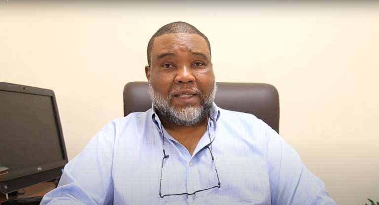 Así piensa el periodista haitiano Frantz Duval en su editorial para Le Novelliste: «Haití entrega el liderazgo de la isla a República Dominicana»