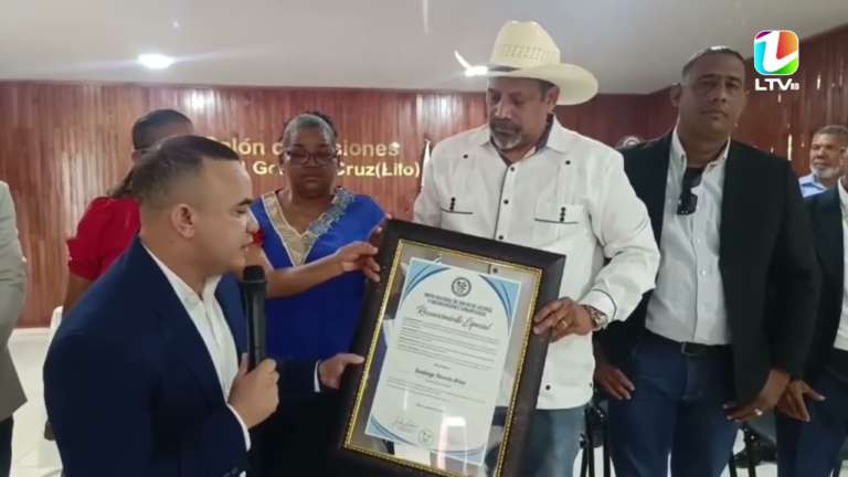 Dajabón Respira: Comunidad Aplaude al Alcalde Santiago Riverón por Enfrentar Crisis Migratoria Haitiana