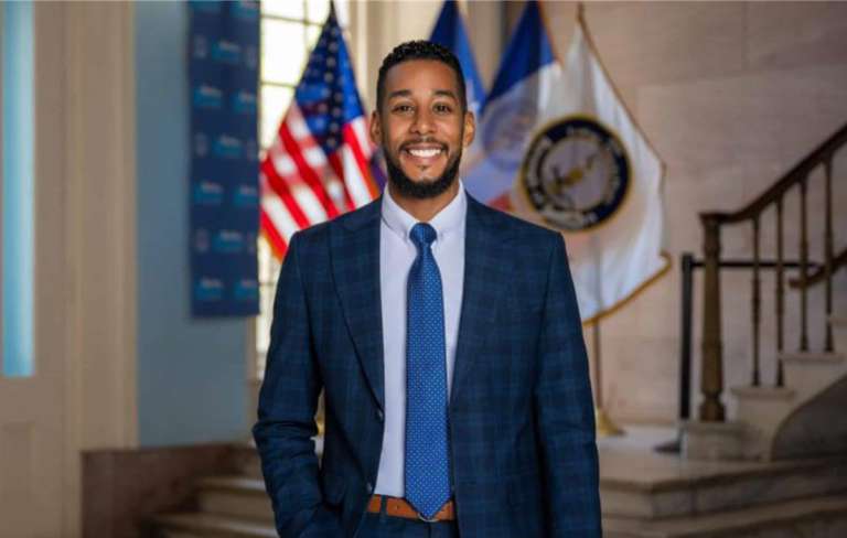 Dominicano Antonio Reynoso arrasa en primarias y se consolida como el político más votado en Nueva York