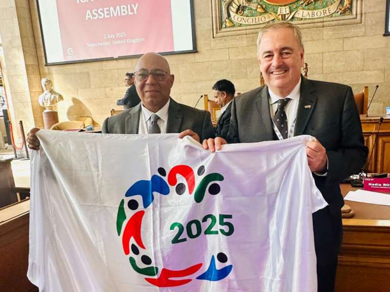 Cooperativismo global se fortalece en Manchester con participación de líderes dominicanos