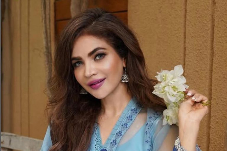 Estrella de cine y modelaje pakistaní muere en soledad, su cuerpo fue hallado 10 meses después