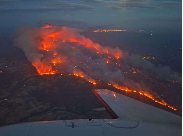 El sur de Francia arde: El peor incendio en 50 años obliga a evacuar a más de 2.000 personas en el Aude