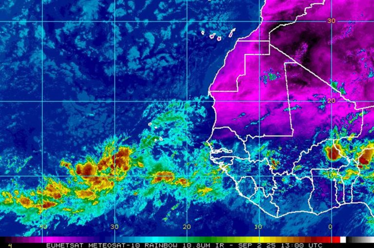 Onda tropical al sur de Cabo Verde con alta probabilidad de convertirse en ciclón