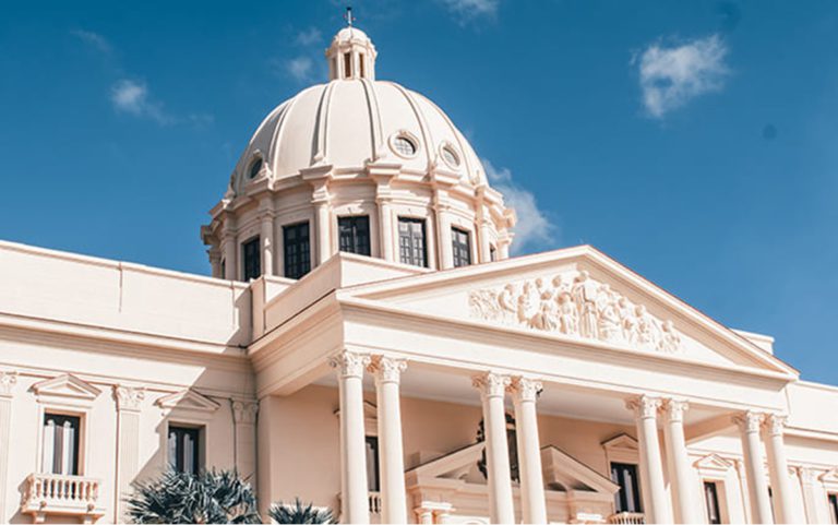 Presidente Abinader realiza cambios en el Ministerio de Defensa