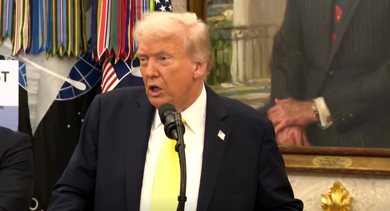 Venezuela vive un repunte de tensión política y militar en medio de crisis humanitaria