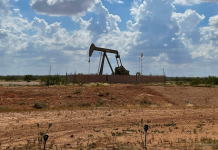 Estados Unidos e Irán mantienen frágil acercamiento mientras el estrecho de Ormuz sigue bajo tensión