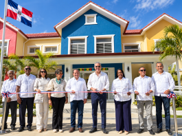 ABINADER Y XIOMARA GUANTE INAUGURAN CAIPI ÁMBAR EN PUERTO PLATA PARA ATENDER A 250 NIÑOS
